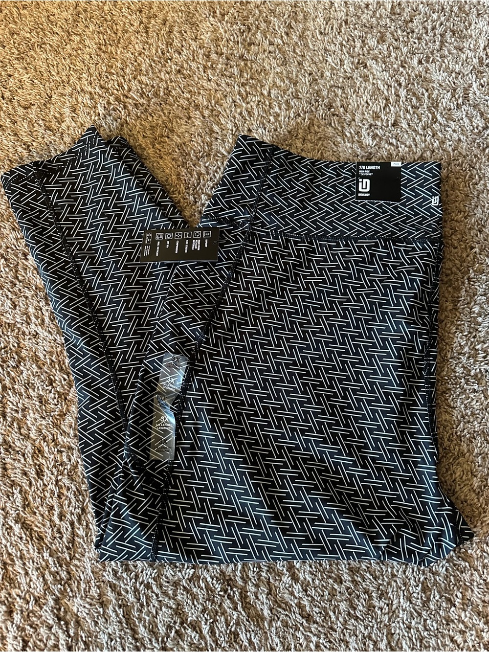 IDEOLOGY BRAND black / white  Print Compression Leggings 3X NWT